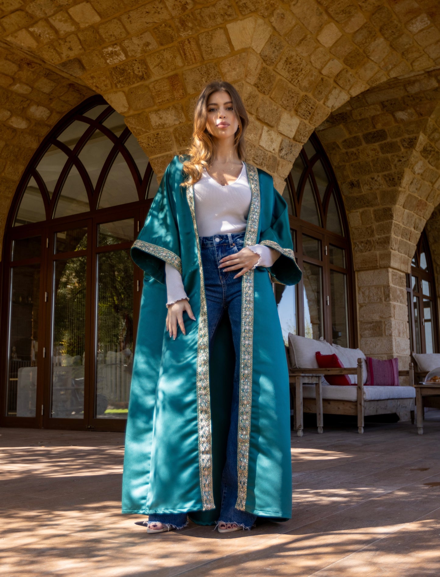 Jouri Abaya