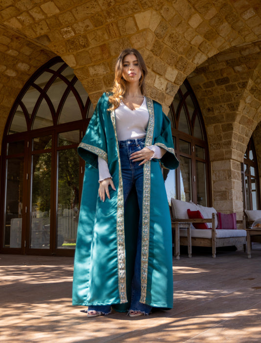 Jouri Abaya