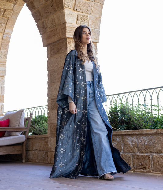 Amira Abaya